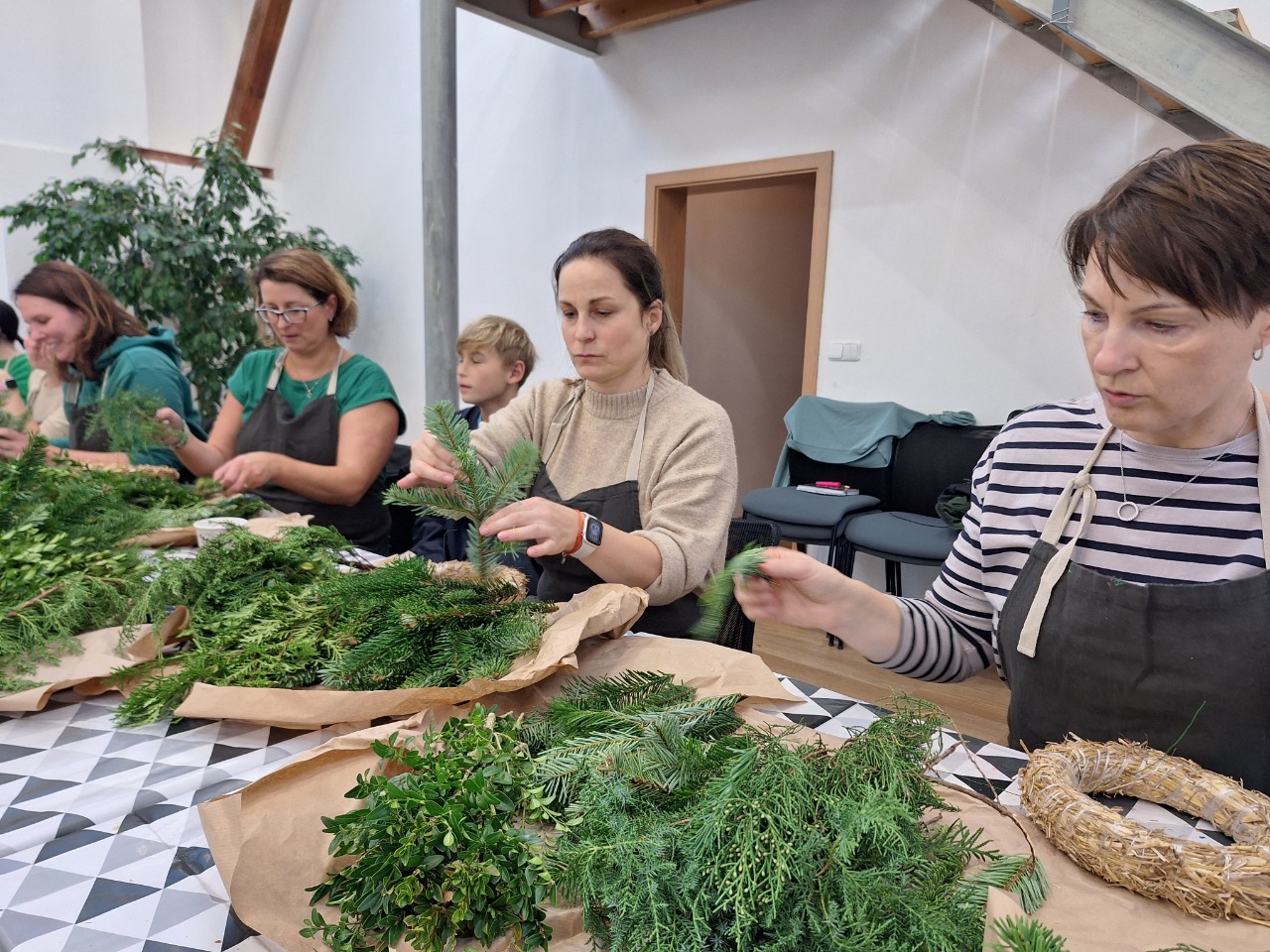 Dílnička pro děti a adventní věnce pro dospělé
